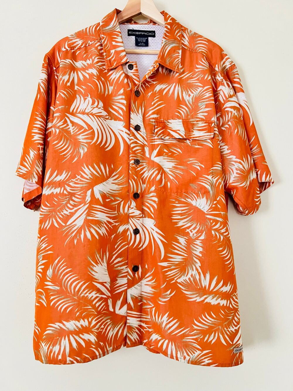 ExOfficio Men's Hawaiian Printed Button-Up Shirt Burnt Orange Large Tropical